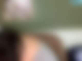 thickfreakylatina's Live Sex Cam Show