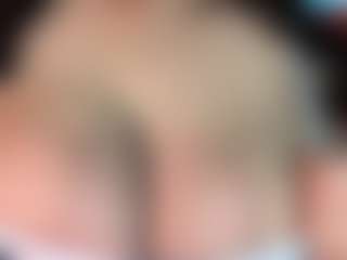 thickfreakylatina's Live Sex Cam Show