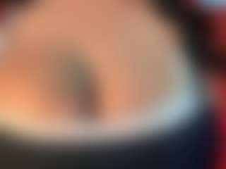 thickfreakylatina's Live Sex Cam Show