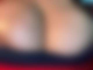 thickfreakylatina's Live Sex Cam Show
