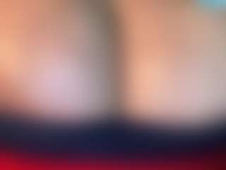 thickfreakylatina's Live Sex Cam Show