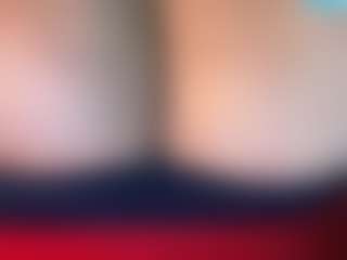 thickfreakylatina's Live Sex Cam Show