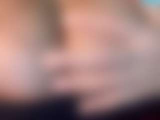 thickfreakylatina's Live Sex Cam Show