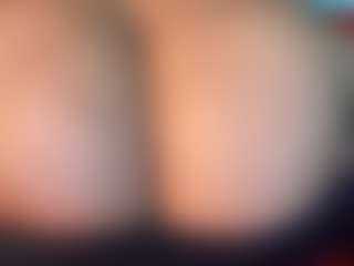 thickfreakylatina's Live Sex Cam Show