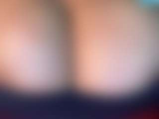 thickfreakylatina's Live Sex Cam Show