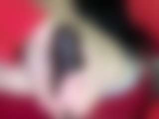 thickfreakylatina's Live Sex Cam Show