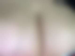 thickfreakylatina's Live Sex Cam Show
