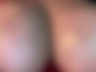 thickfreakylatina's Live Sex Cam Show
