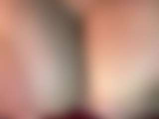 thickfreakylatina's Live Sex Cam Show