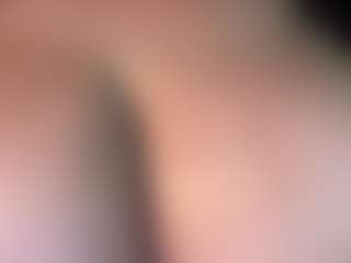 thickfreakylatina's Live Sex Cam Show
