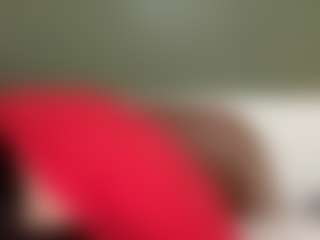 thickfreakylatina's Live Sex Cam Show