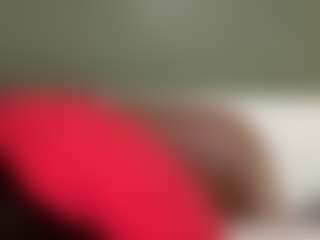 thickfreakylatina's Live Sex Cam Show