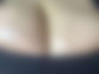 thickfreakylatina's Live Sex Cam Show