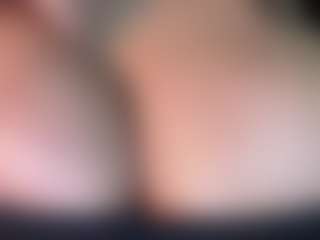 thickfreakylatina's Live Sex Cam Show