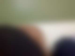 thickfreakylatina's Live Sex Cam Show