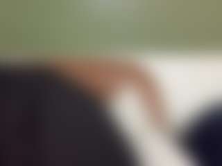 thickfreakylatina's Live Sex Cam Show