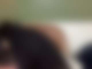 thickfreakylatina's Live Sex Cam Show