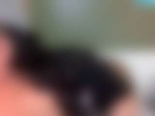 thickfreakylatina's Live Sex Cam Show