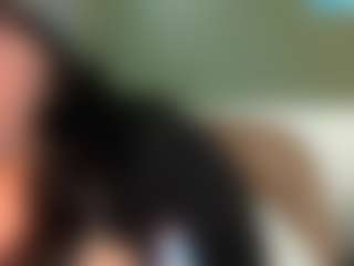 thickfreakylatina's Live Sex Cam Show