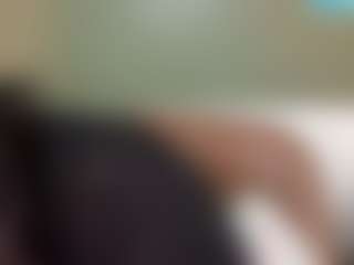 thickfreakylatina's Live Sex Cam Show