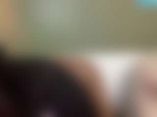 thickfreakylatina's Live Sex Cam Show