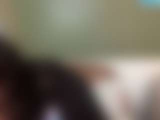 thickfreakylatina's Live Sex Cam Show