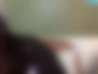 thickfreakylatina's Live Sex Cam Show
