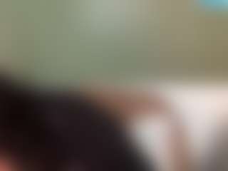 thickfreakylatina's Live Sex Cam Show