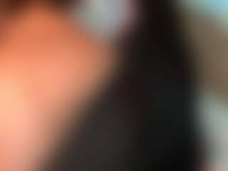 thickfreakylatina's Live Sex Cam Show