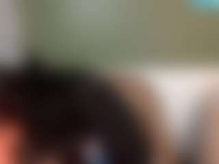 thickfreakylatina's Live Sex Cam Show