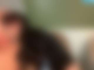 thickfreakylatina's Live Sex Cam Show
