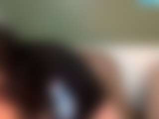 thickfreakylatina's Live Sex Cam Show