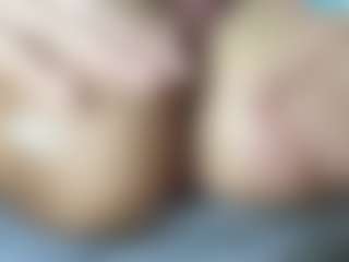 thickfreakylatina's Live Sex Cam Show