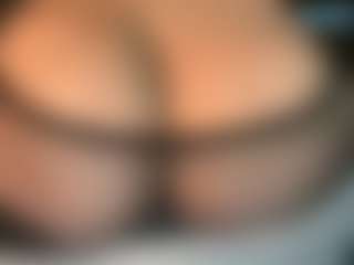 thickfreakylatina's Live Sex Cam Show