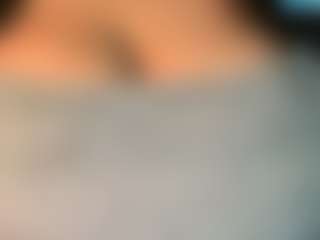 thickfreakylatina's Live Sex Cam Show