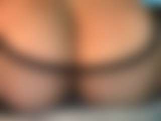 Spettacolo in cam dal vivo con thickfreakylatina - Sexwebcam BBW su Camsoda
