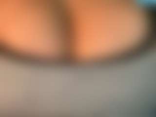 thickfreakylatina's Live Sex Cam Show