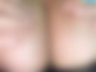 thickfreakylatina's Live Sex Cam Show