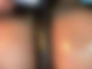 thickfreakylatina's Live Sex Cam Show