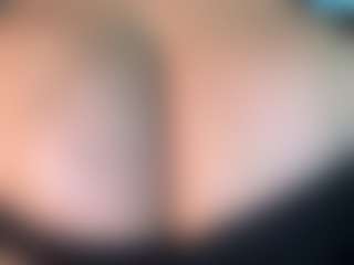 thickfreakylatina's Live Sex Cam Show