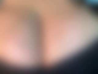 thickfreakylatina's Live Sex Cam Show
