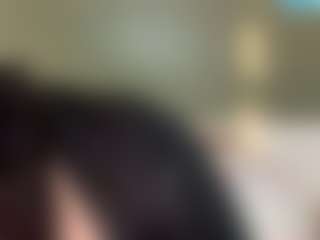 thickfreakylatina's Live Sex Cam Show