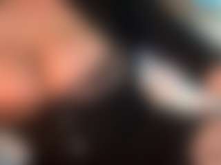 thickfreakylatina's Live Sex Cam Show