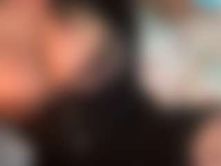 thickfreakylatina's Live Sex Cam Show