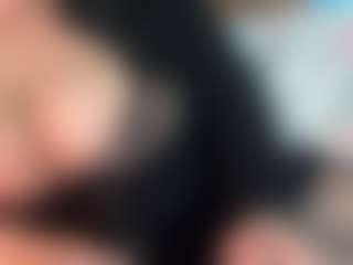 thickfreakylatina's Live Sex Cam Show
