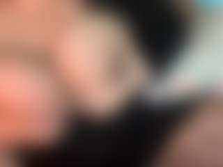 thickfreakylatina's Live Sex Cam Show