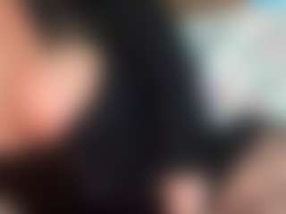 thickfreakylatina's Live Sex Cam Show