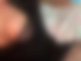 thickfreakylatina's Live Sex Cam Show