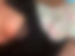 thickfreakylatina's Live Sex Cam Show