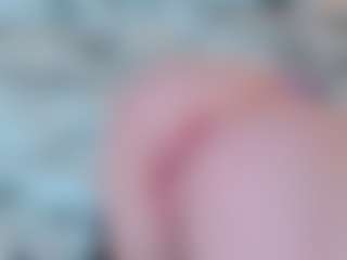 Candy-Flosse's Live Sex Cam Show